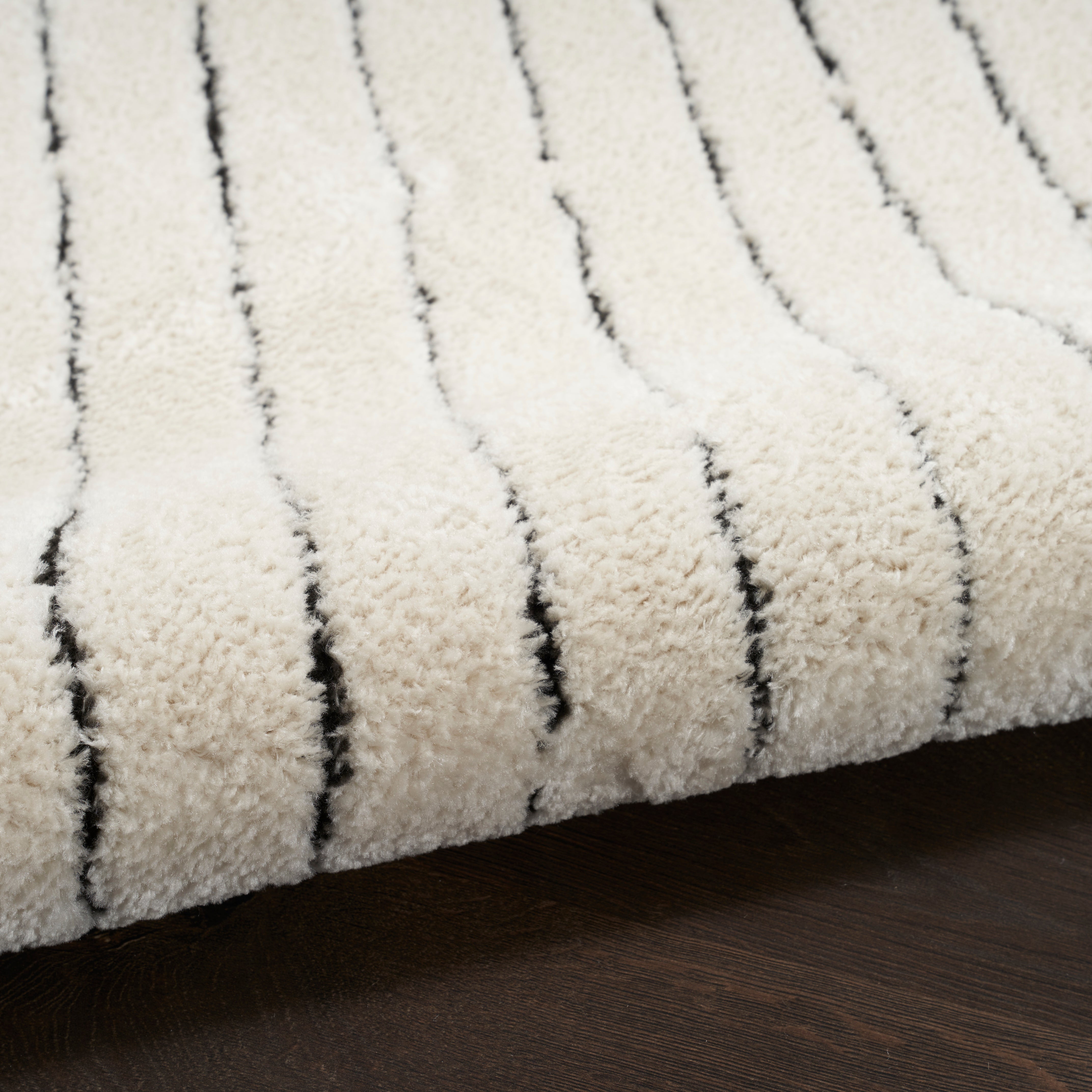 Nourison Modern Comfort MNC01 Ivory/Black Large Rectangle Rug